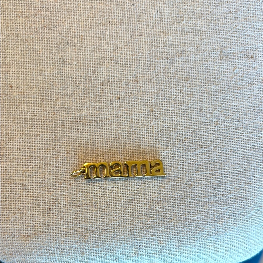 Stella & Dot KEEP It “mama” Charm